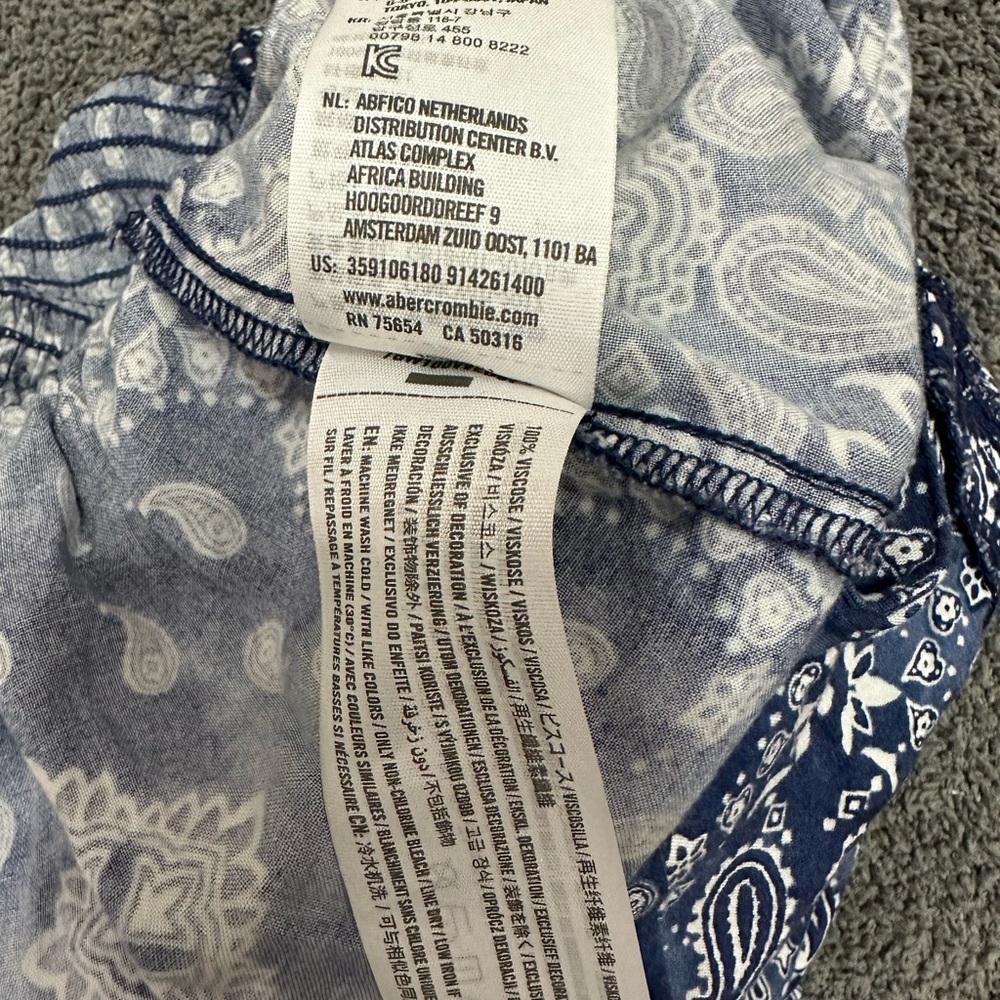 Hollister Blue and White Romper with Cut Out Detail, size Small - Picture 5 of 5